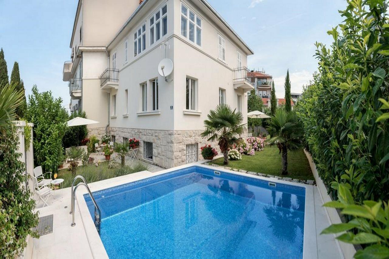 Apartments Jagoda Сплит Екстериор снимка